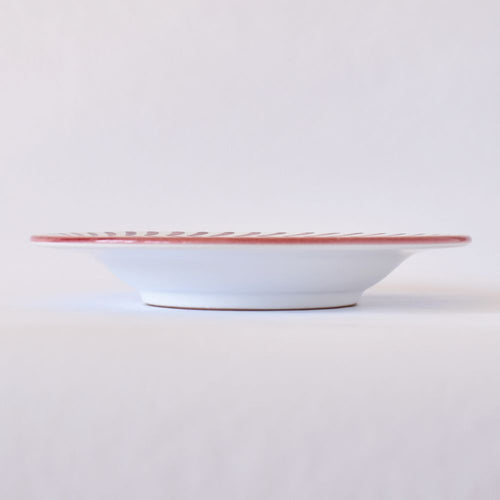 Semplice Frecce Rosso rimmed soup bowl